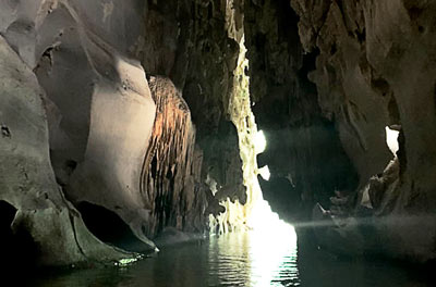 Discover VIÑALES grotta con squarcio di luce
